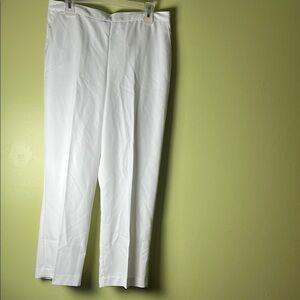 Alfred dunner elastic in waist White Pants.